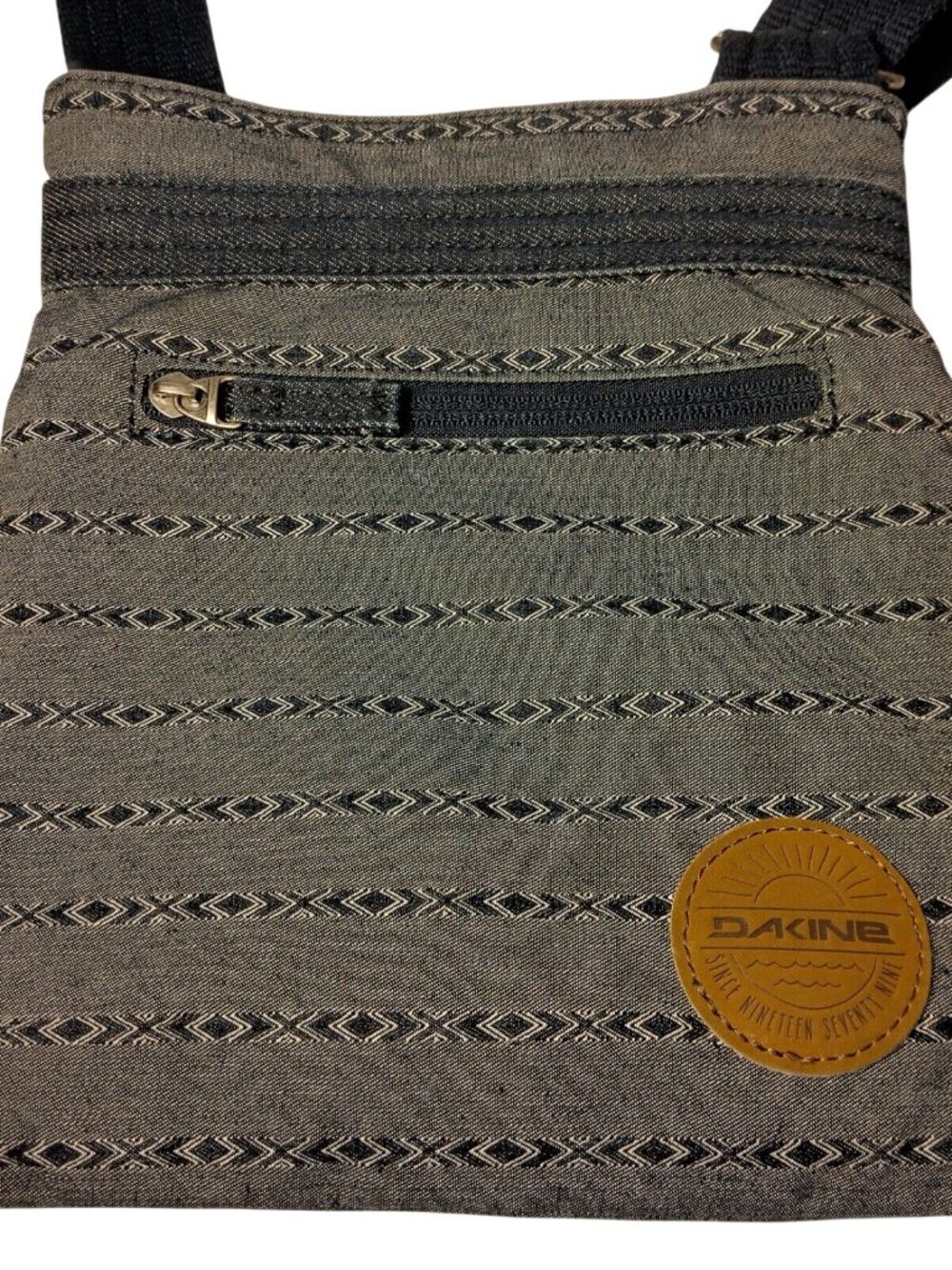 Dakine Crossbody Purse Southwest Blue Chambray Shoulder Bag 8x9.5" - Picture 1 of 15